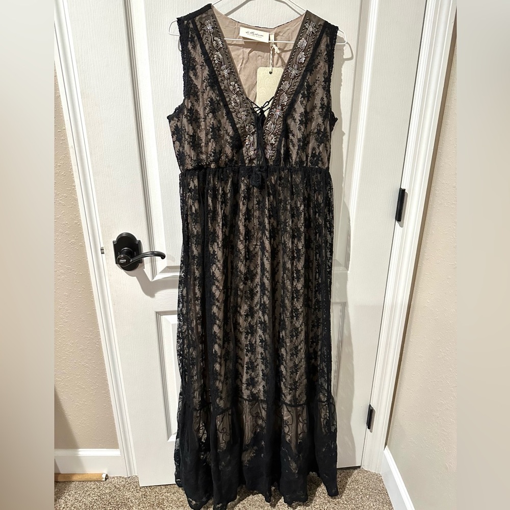 LaBellum by Hillary Scott Black Lace Overlay Sleeveless Maxi Dress NWT Sz 8